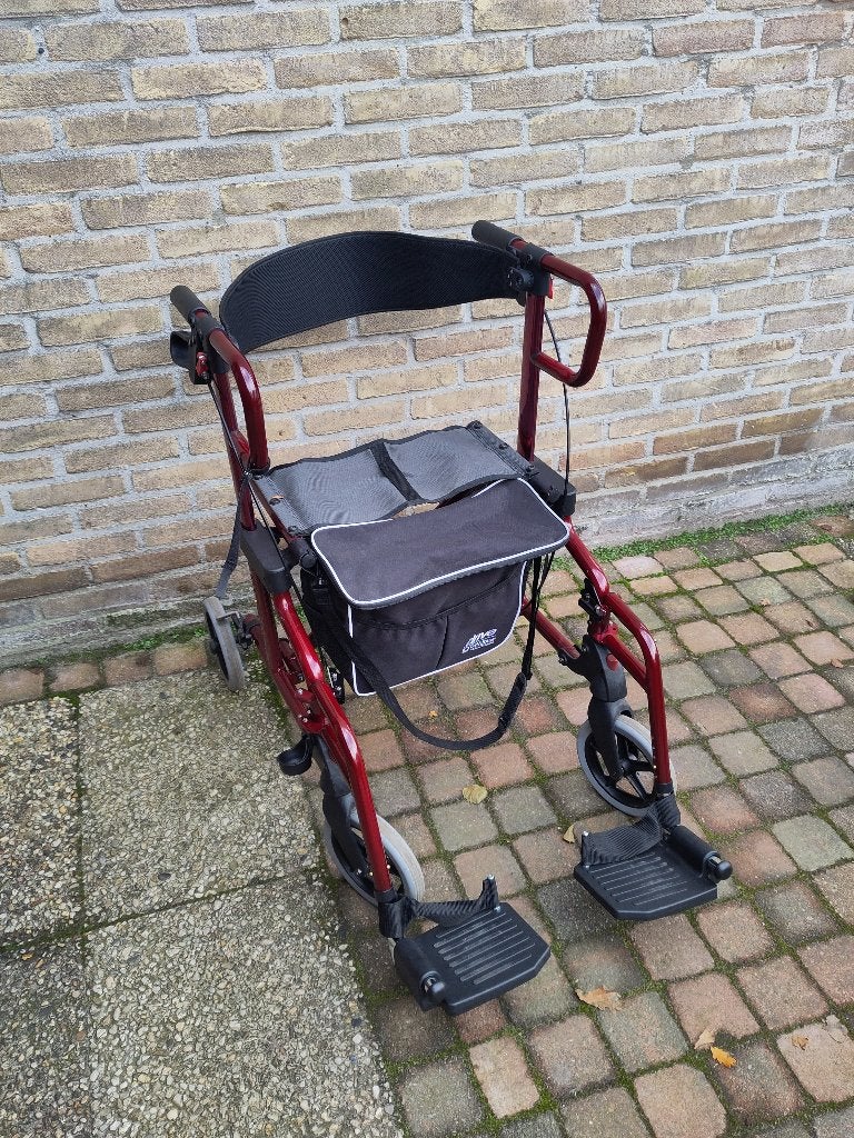 Rollator / opvouwbare rolstoel Barend van Tomzorg, Ophalen of Verzenden, Lichtgewicht, Zo goed als nieuw