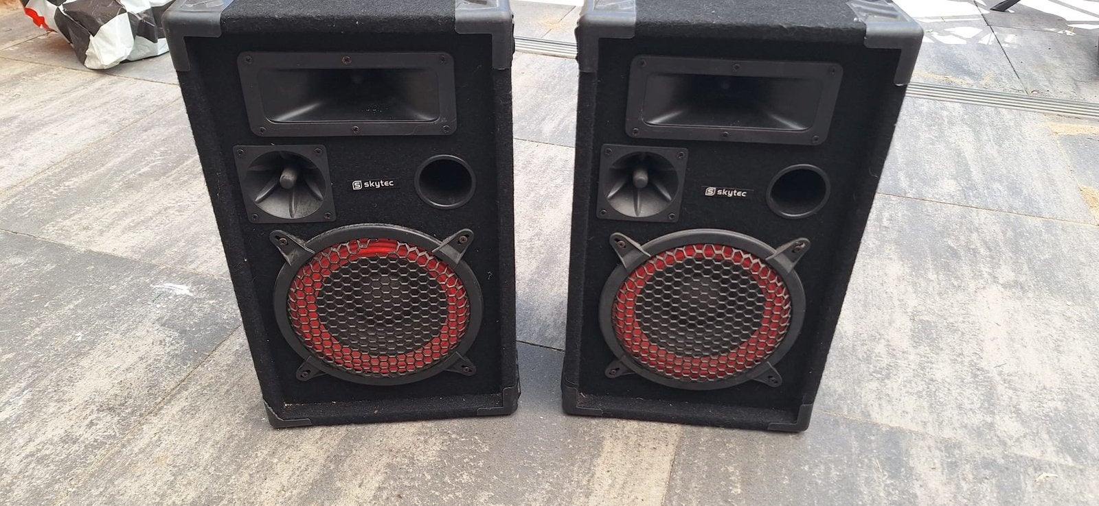 Skytec boxen 500 watt, Gebruikt, 120 watt of meer, Front, Rear of Stereo speakers, Ophalen