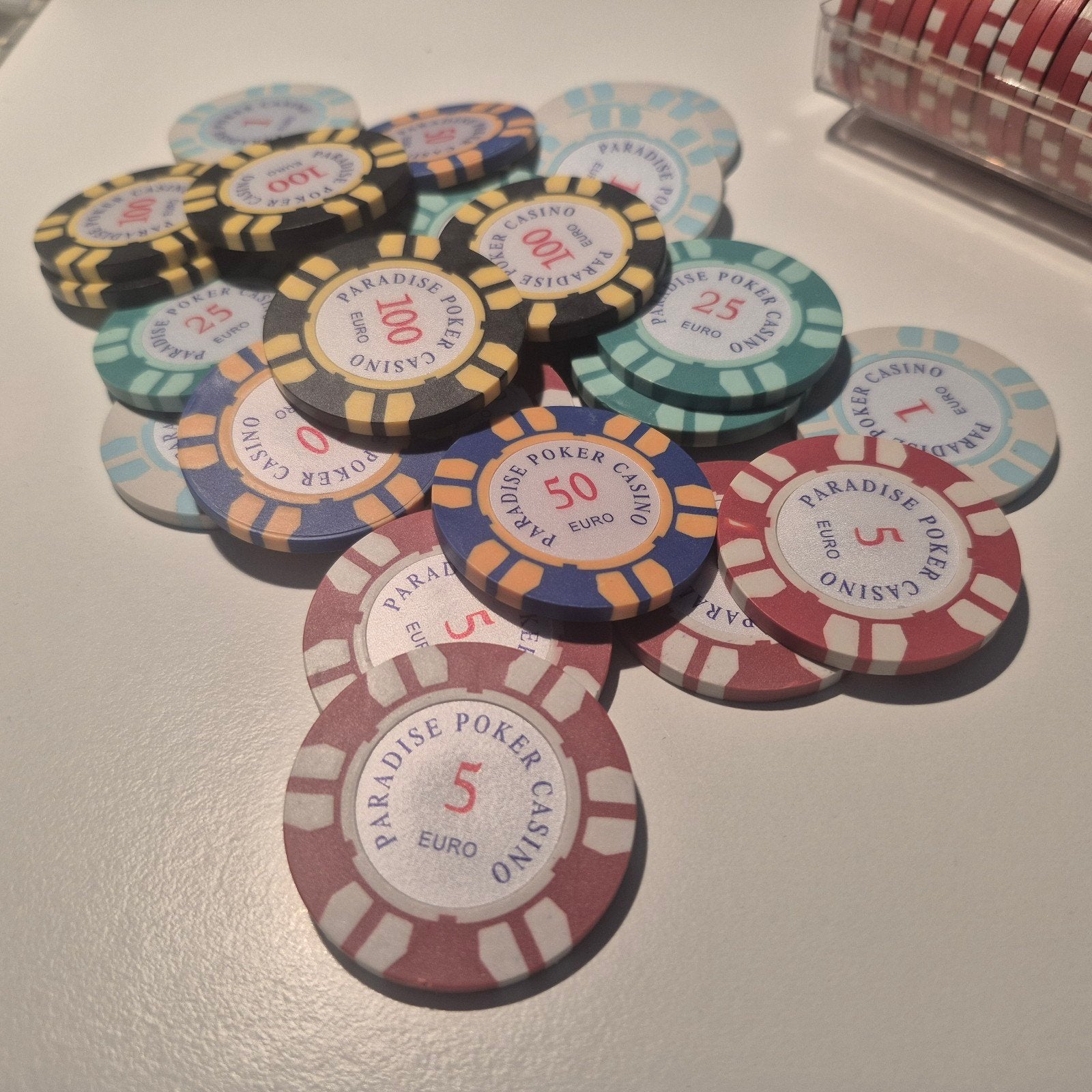 Paradise Poker Casino Fiches Set 318 stuks (met €-teken), Vijf spelers of meer, Ophalen of Verzenden, Zo goed als nieuw, Paradise Poker Casino