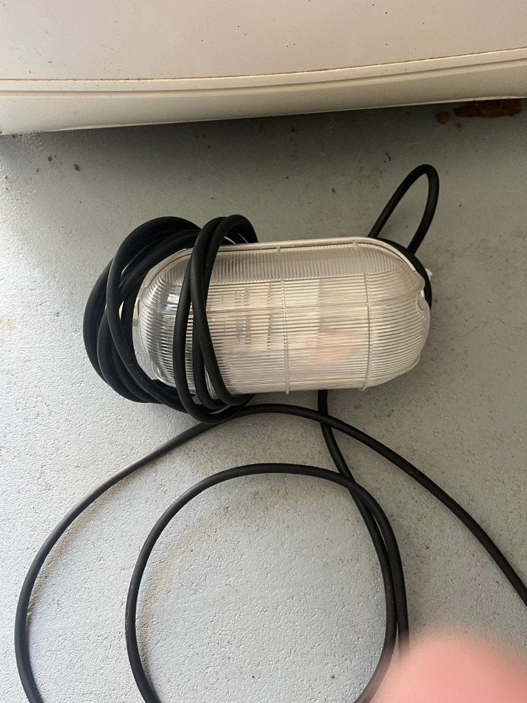 Lamp voortent, Ophalen, Zo goed als nieuw
