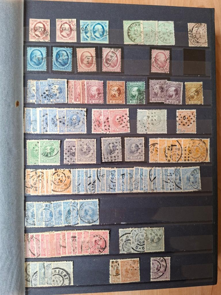 Uitgebreide verzameling Nederland oud tm modern (deel 1), Ophalen of Verzenden