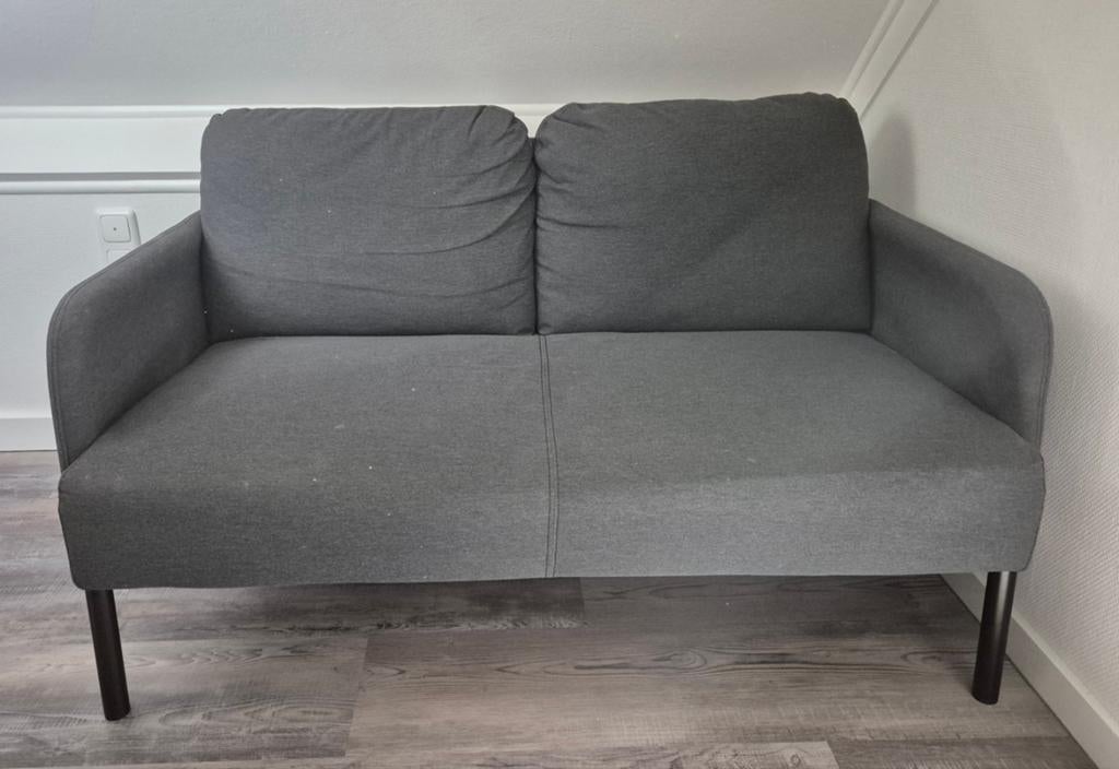 Ikea Glostad, tweezits bank, donkergrijs, Gebruikt, Tweepersoons, 75 tot 100 cm, Ophalen of Verzenden