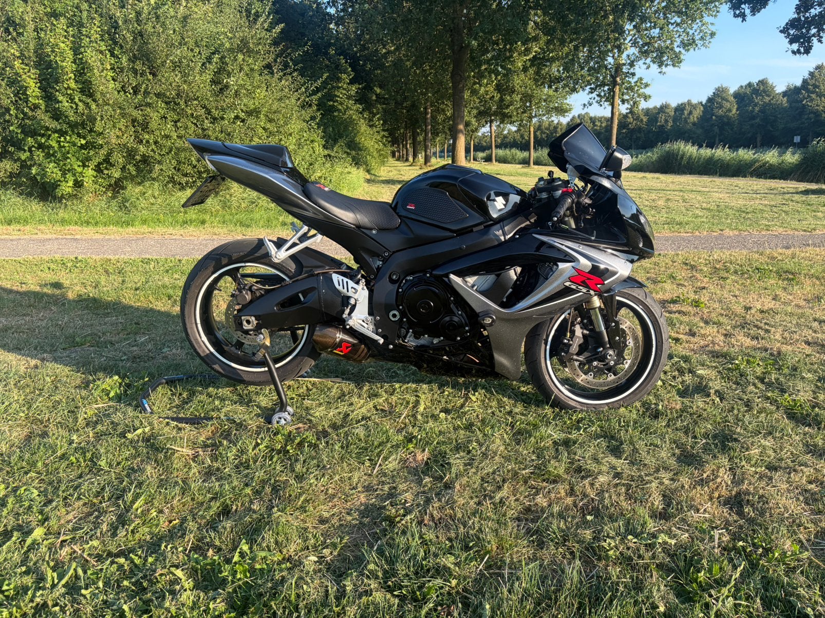 Suzuki GSX-R600 K7 35KW, Sportuitlaat, 4 cilinders, Gebruikt, Super Sport