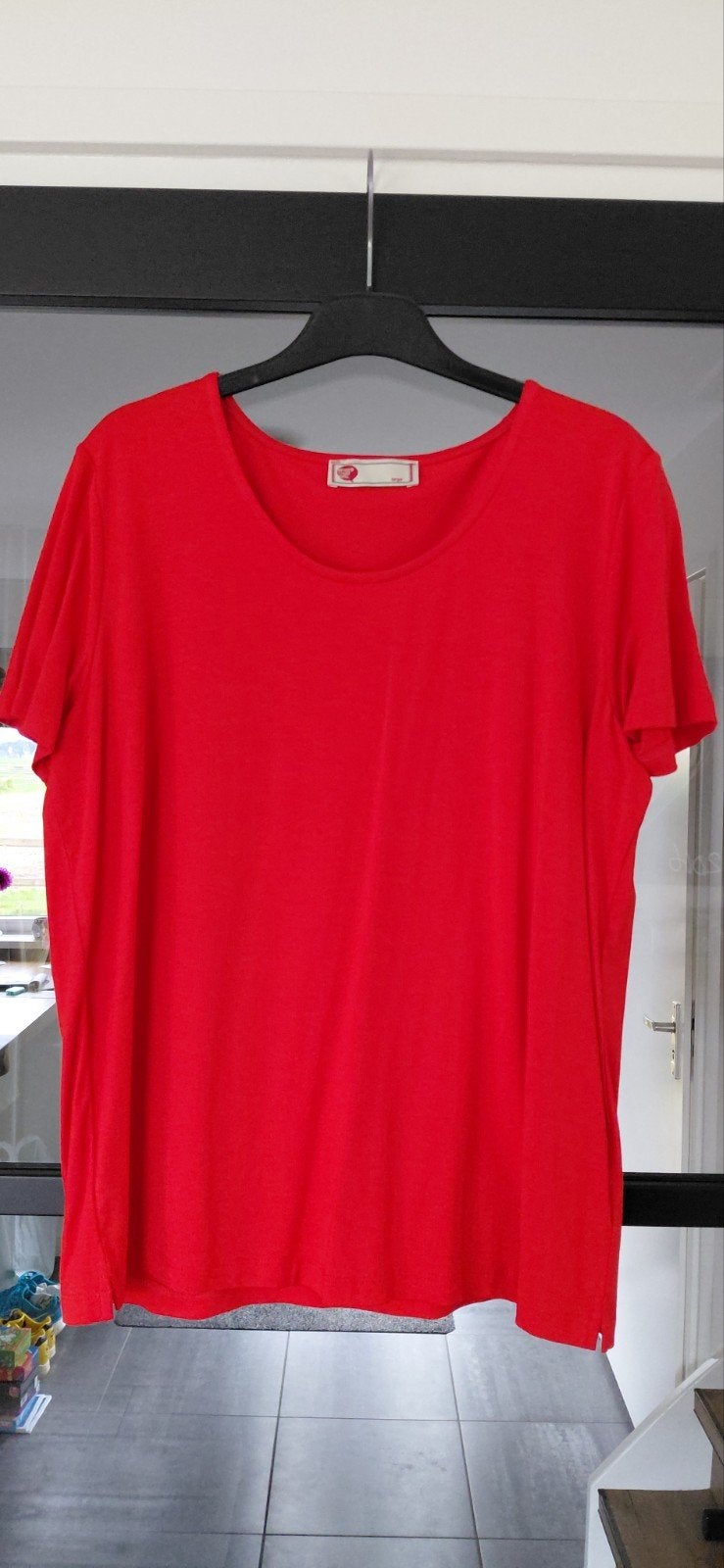 Rood T-shirt van Who's That Girl, maat L, Kleding | Dames, Who's That Girl, Maat 42/44 (L), Nieuw, Ophalen of Verzenden