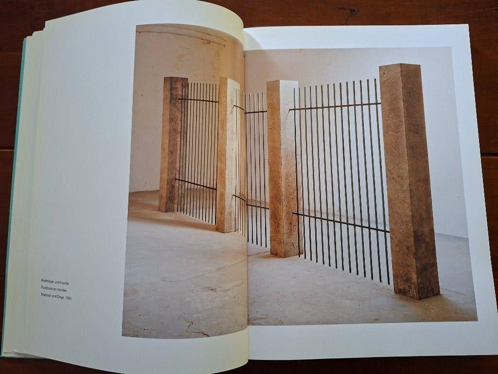 Boek over Hubert Kiecol in Stedelijk museum Amsterdam, Boeken, Rudi Fuchs, Beeldhouwkunst, Ophalen of Verzenden, Zo goed als nieuw