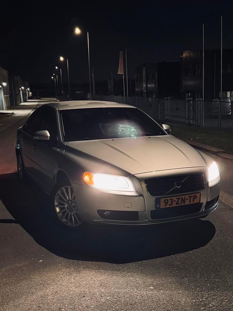 Volvo S80 2.5 T Geartronic 2008 Grijs, Auto's, 1800 kg, 1514 kg, 2521 cc, Bedrijf