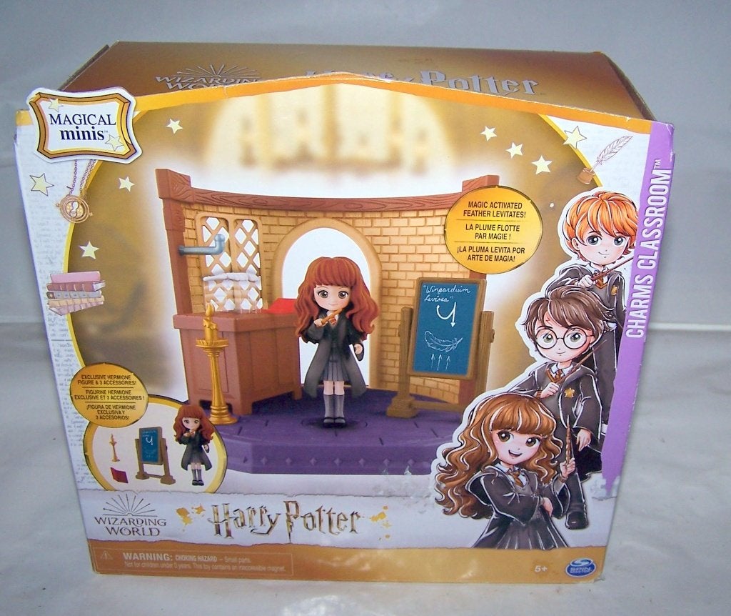 Harry Potter Charms Classroom. Nieuw in doos., Ophalen of Verzenden, Nieuw, Actiefiguurtje