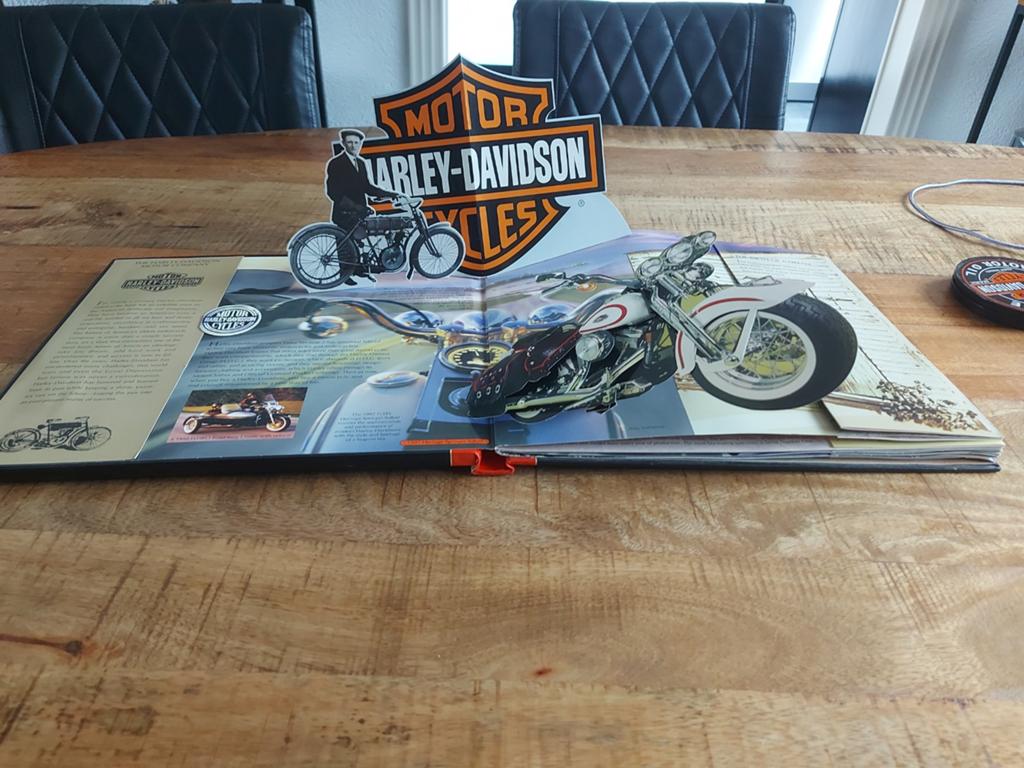Harley-Davidson boek Driedimensionaal! Uniek.., Ophalen of Verzenden