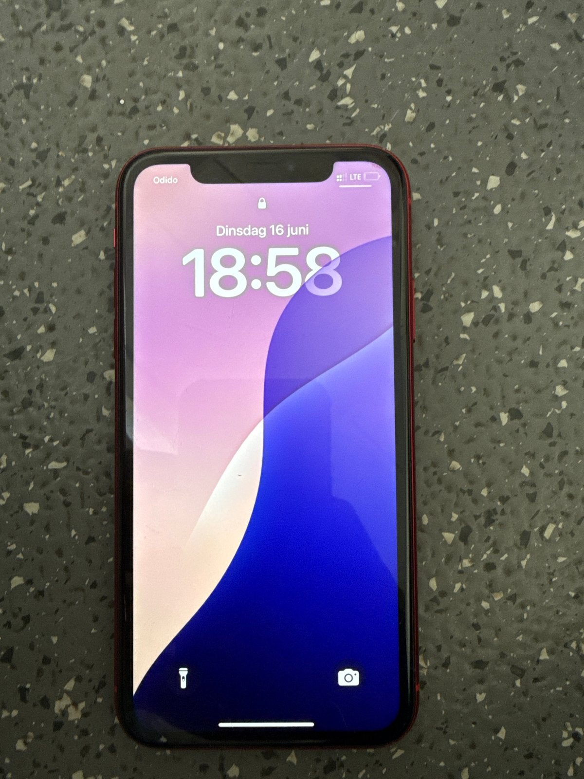 iPhone 11 64GB Rood - 75% Batterijcapaciteit, Telecommunicatie, Mobiele telefoons | Apple iPhone, Ophalen, Gebruikt, IPhone 11