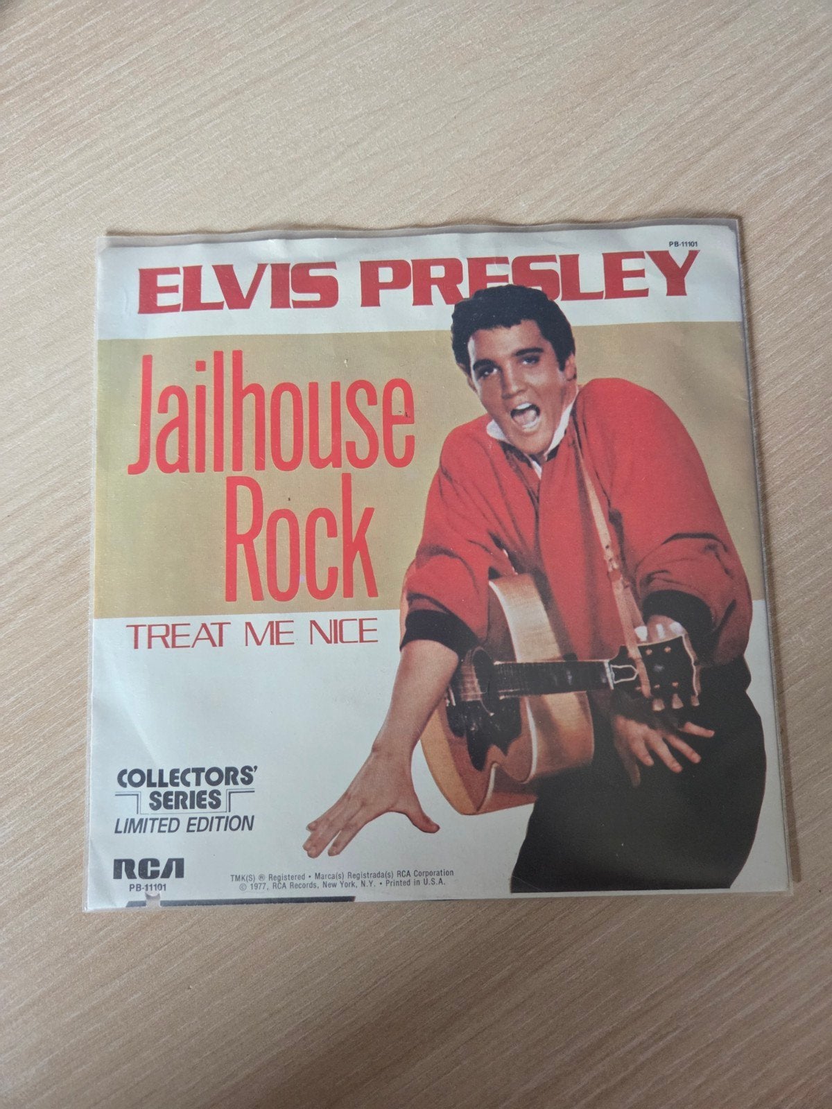 Elvis Presley - Jailhouse Rock / Treat Me Nice (Limited Edit, Gebruikt, 7 inch, Ophalen of Verzenden, Pop
