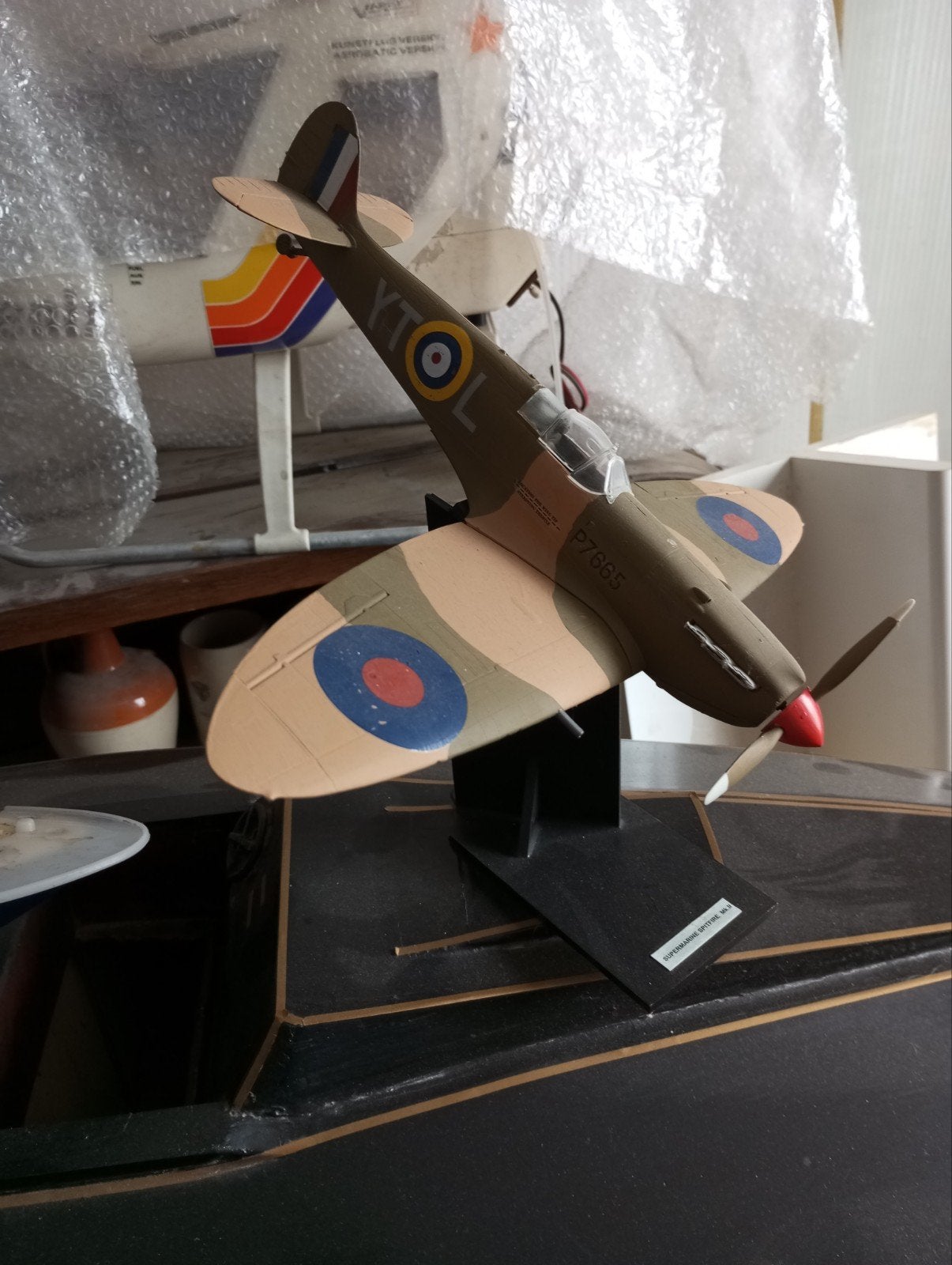 Spitfire en Mustang, Verzenden, Groter dan 1:72, Overige merken