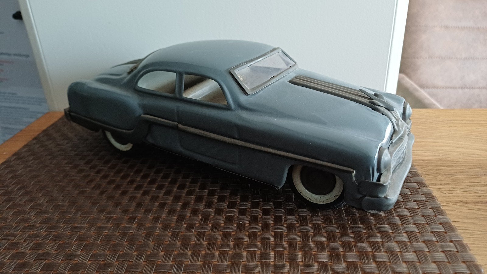 Heel oud schaalmidel. Orgineel. Metaal .pontiac 1954, Hobby en Vrije tijd, Modelauto's | 1:18, Ophalen of Verzenden, Gebruikt