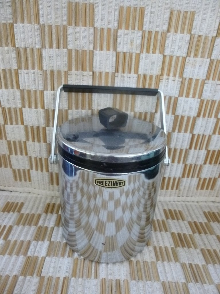 mooi metalen thermo  ijsblok houder voor koude drankjes, Thermoskan, Overige merken, Verzenden, Zo goed als nieuw