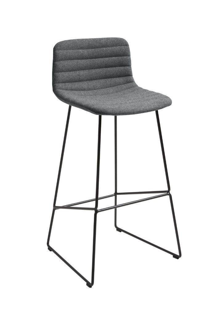 Design barstoel 609, barkuk, 2 kleuren Wolvilt, Slede frame, 5 krukken of meer, Met voetsteun, 60 tot 90 cm, Nieuw