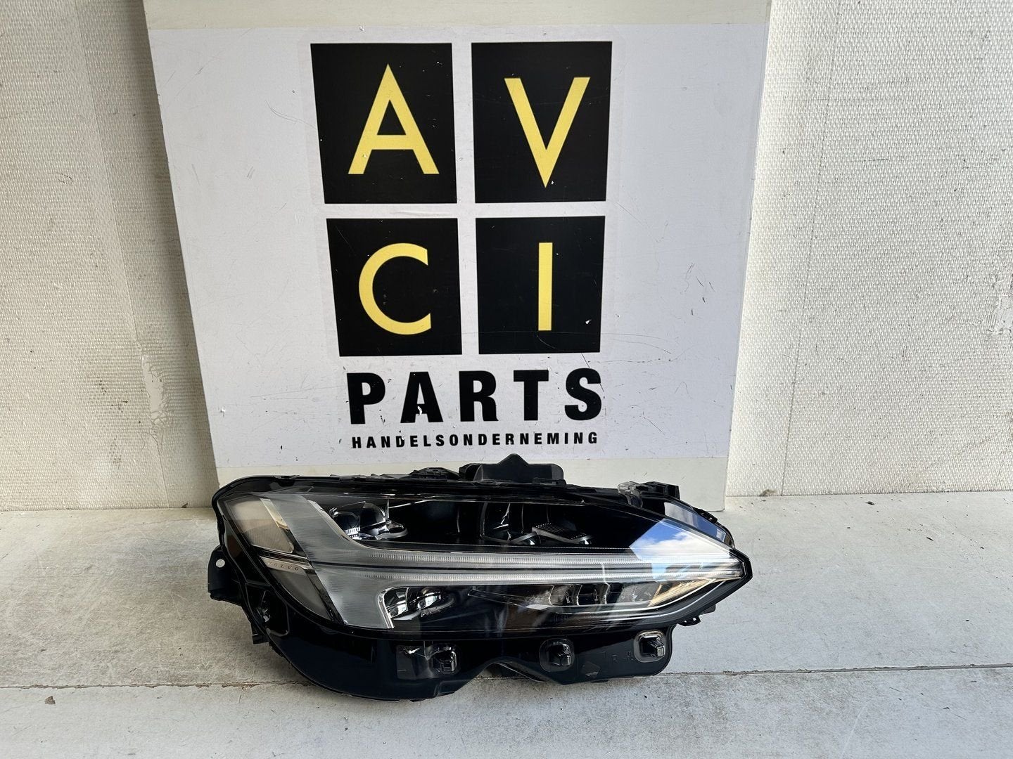Koplamp Volvo V60 S60 Mid LED LHD 31468907 rechts, Gebruikt, -, -, Ophalen of Verzenden