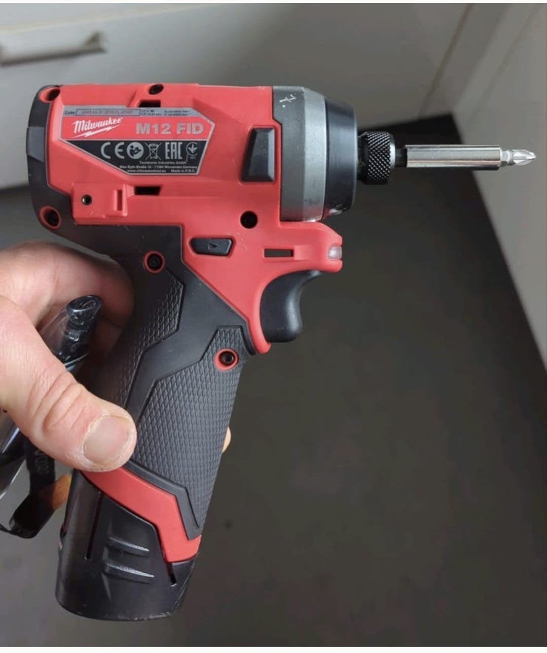 Milwaukee M12 FID Accu Slagmoersleutel - Zo goed als nieuw, Variabele snelheid, Ophalen of Verzenden, Minder dan 400 watt, Zo goed als nieuw