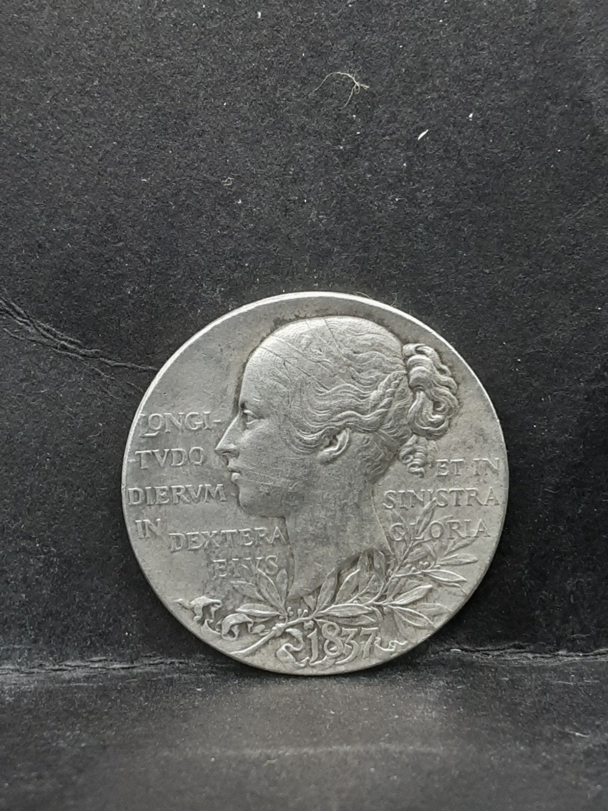 Engelse zilveren penning 1837, Verzenden, Zilver, Buitenland