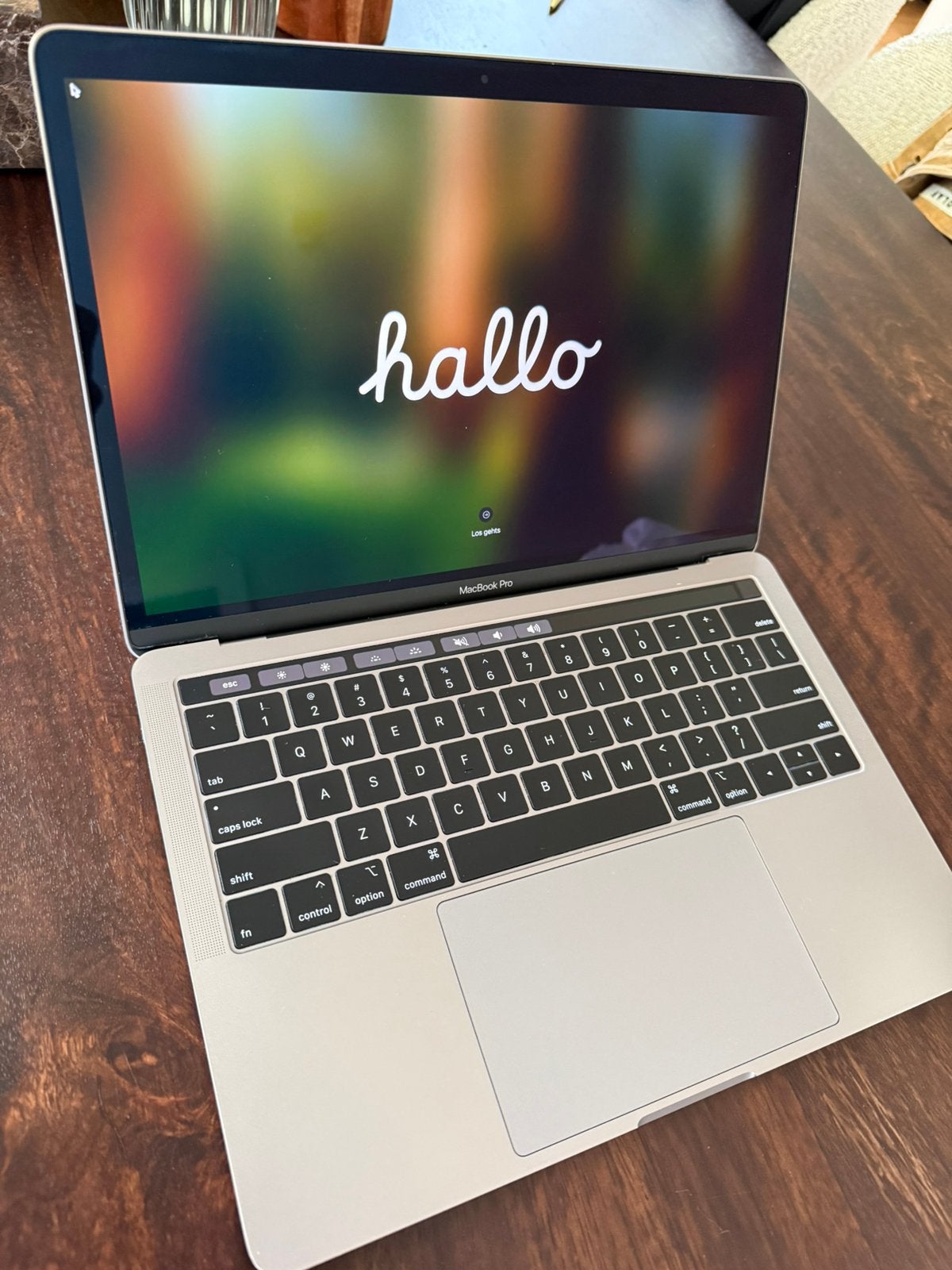 MacBook Pro 13-inch (2019) 16GB werkgeheugen en 256GB opslag, MacBook Pro, 256 GB, 2 tot 3 Ghz, 13 inch