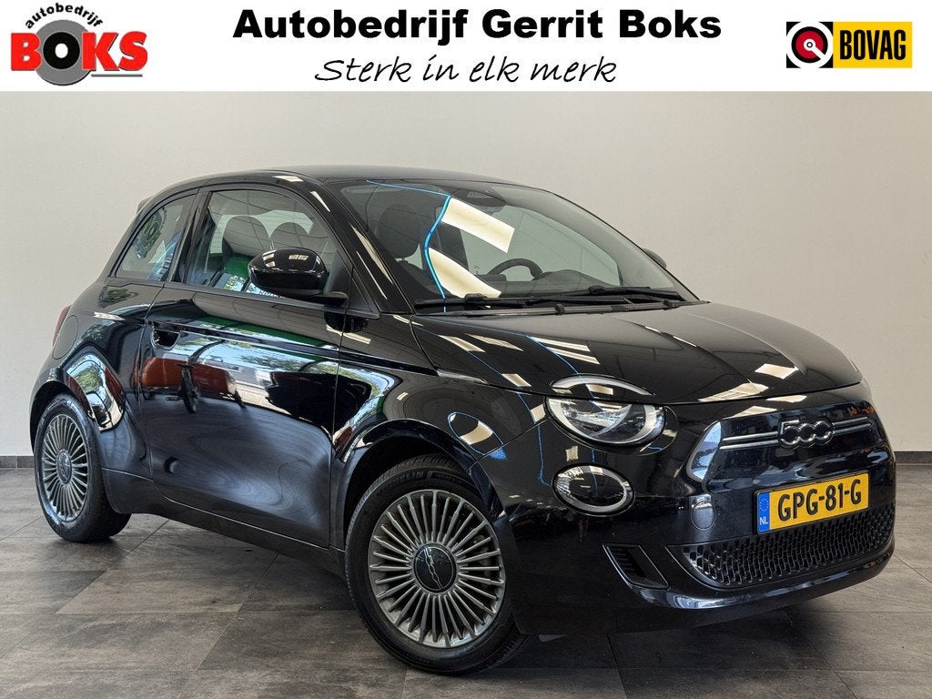 Fiat 500 Icon 42 kWh PDC Keyless GO (bj 2022, automaat), Auto's, Fiat, 4 stoelen, Zwart, 229 min, Grijs