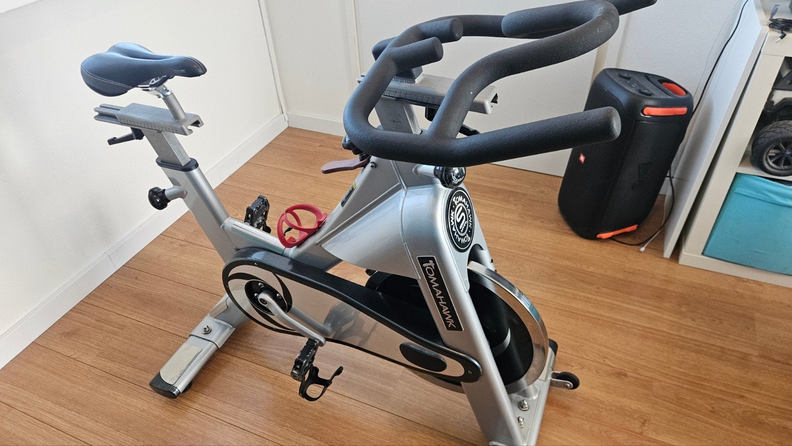 Tomahawk S Line Spinbike - Topconditie voor Thuisgym, Ophalen, Spinningfiets, Zo goed als nieuw, Metaal