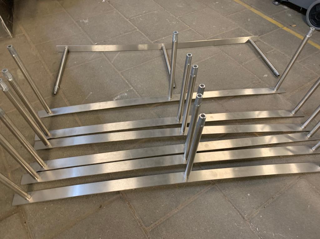 Winkel inventaris rvs wandbeugels kledinghanger, Ophalen, Zo goed als nieuw, Metaal