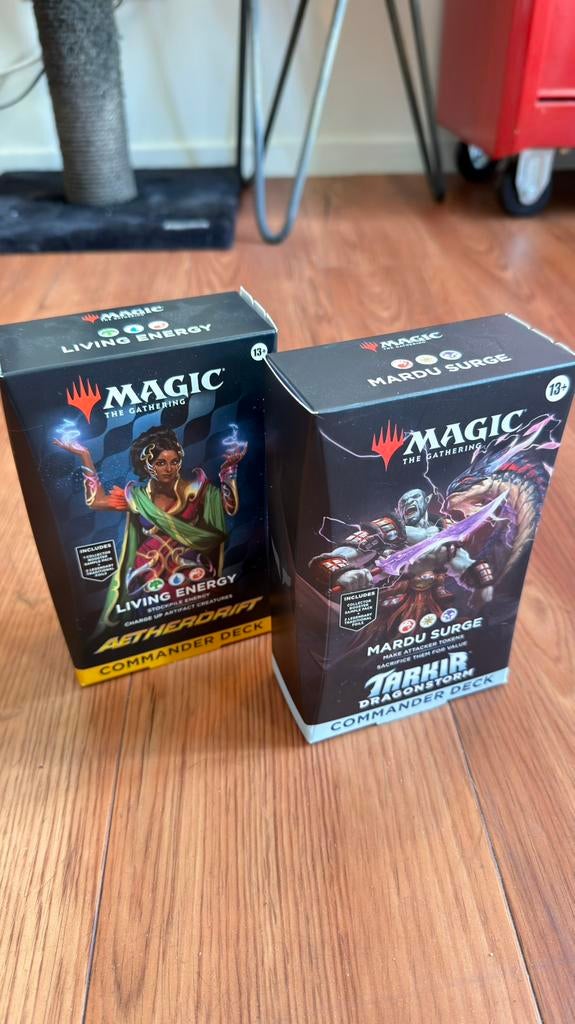 Tarkir mardu surge/ aetherdrift living energy, Ophalen of Verzenden, Zo goed als nieuw