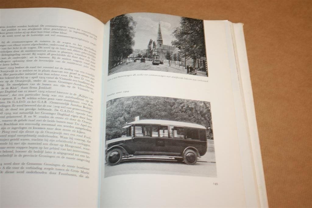 Tram en bus rond de Martini - J. Mulder, Boeken, Ophalen of Verzenden, Gelezen