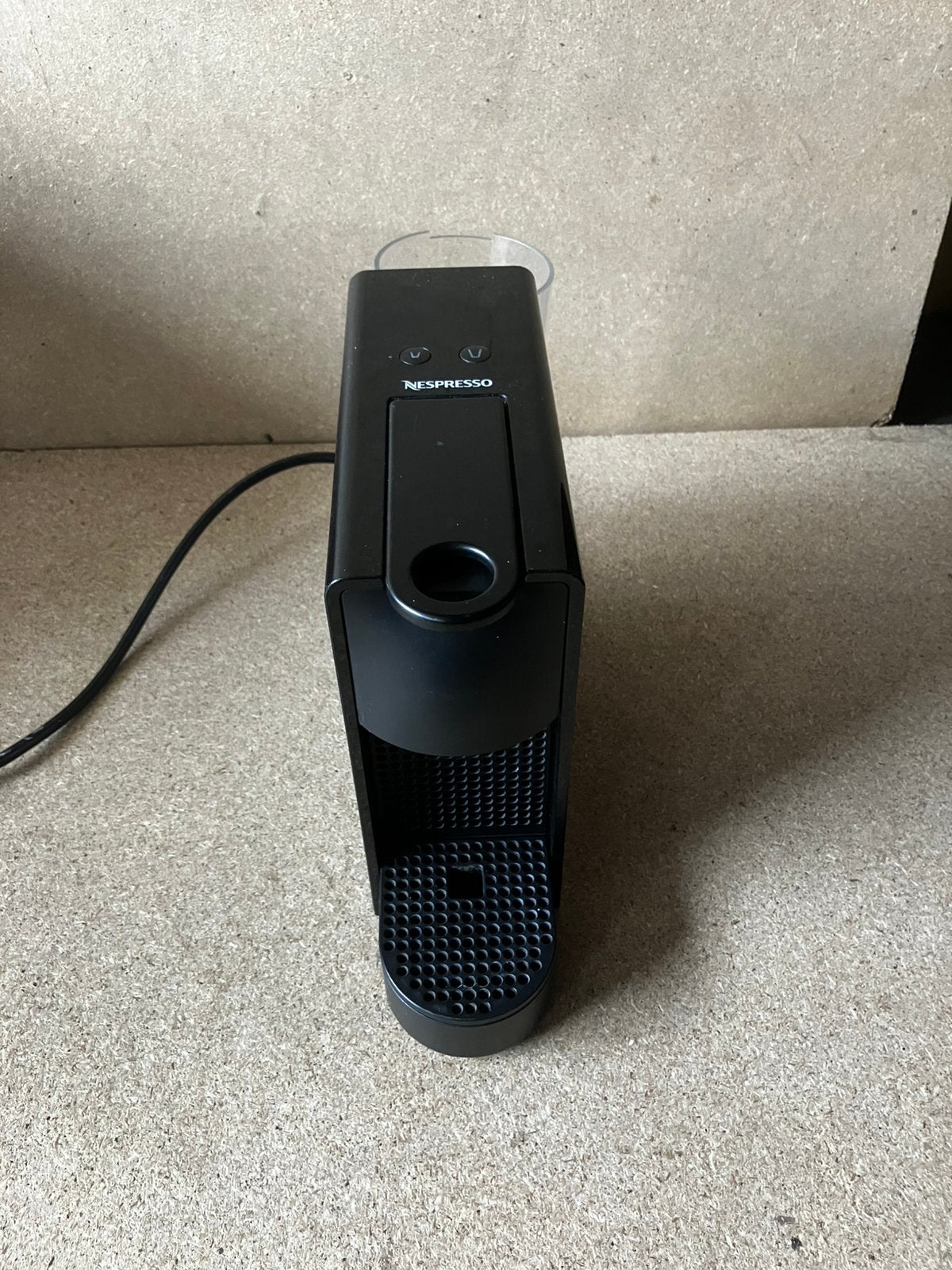 Nespresso essenza mini WERKING ONBEKEND, Witgoed en Apparatuur, Espresso apparaat, Ophalen of Verzenden, 1 kopje, Niet werkend