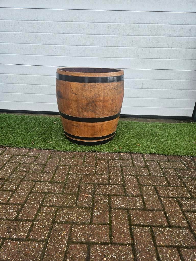 Wijnvaten, regenton bloembakken ijsbad, statafel,, Gebruikt, Rond, Ophalen of Verzenden, Balkon