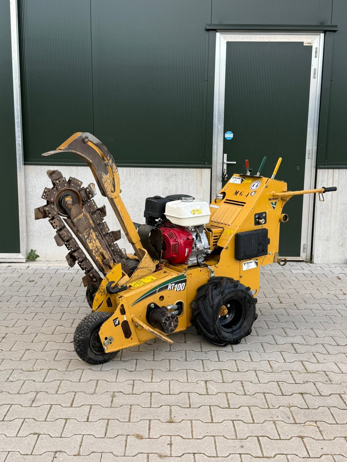 Vermeer RT100 sleuvengraver bouwjaar 2008 Honda GX390, Ophalen, Gebruikt, Benzine, Tuinfrees