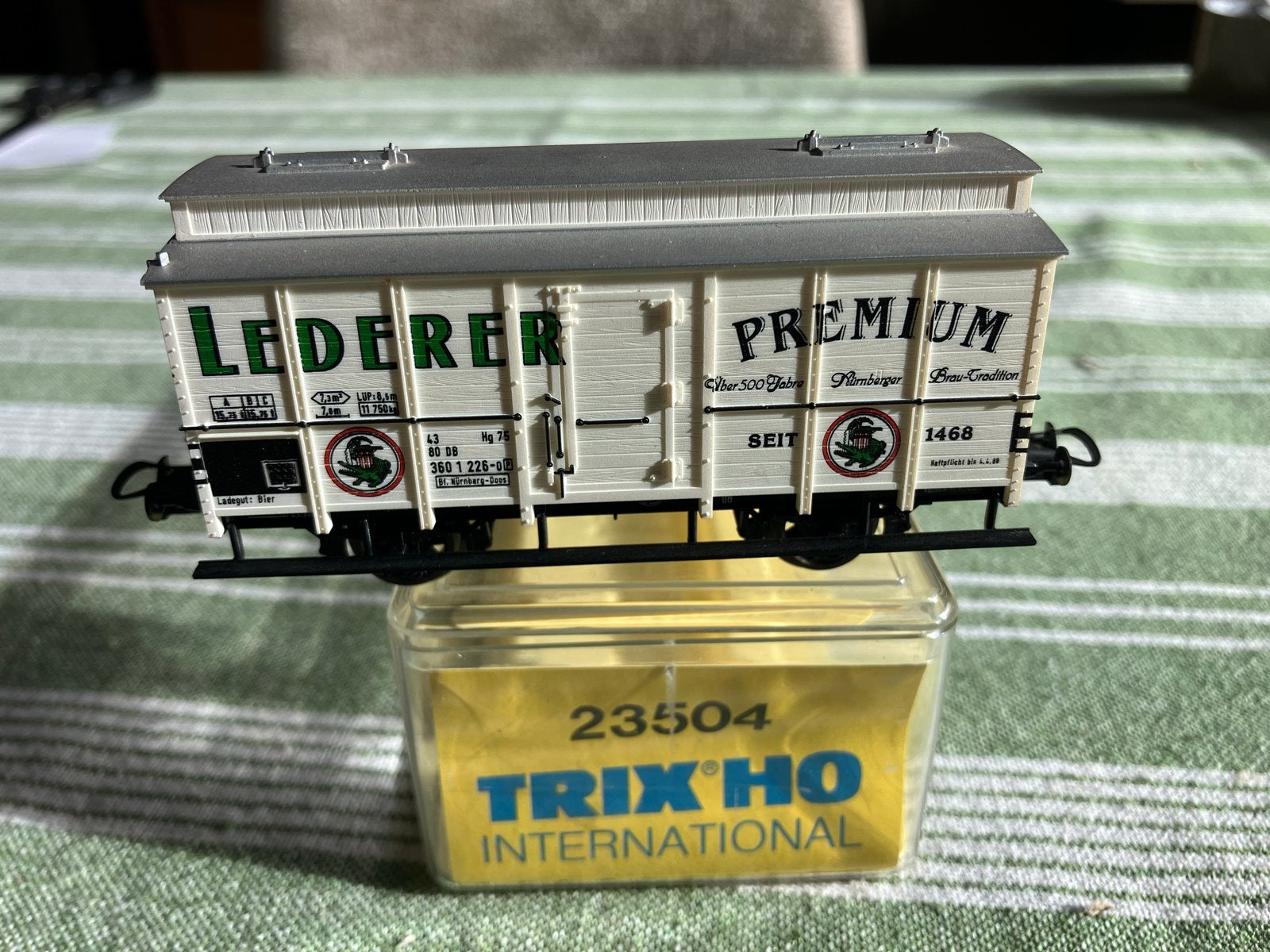 Trix H0 23504 Lederer Premium Gesloten Goederenwagon, Gelijkstroom, Trix, Wagon, Ophalen of Verzenden