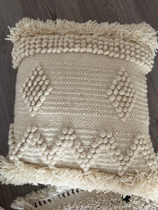 Crèmekleurig sierkussen met franjes en textuur, Beige, Met print, Vierkant, Ophalen of Verzenden
