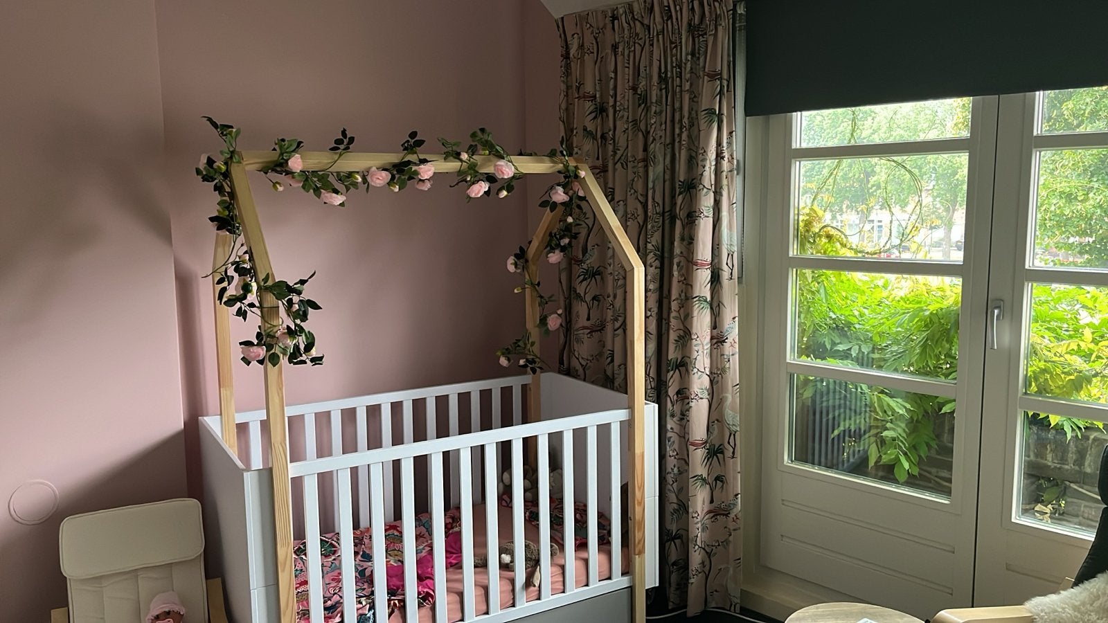 Huisjes ledikant/peuterbed 140x70 uit te breiden naar 160x70, Kinderen en Baby's, Ophalen, Zo goed als nieuw, 140 tot 160 cm, 70 tot 85 cm