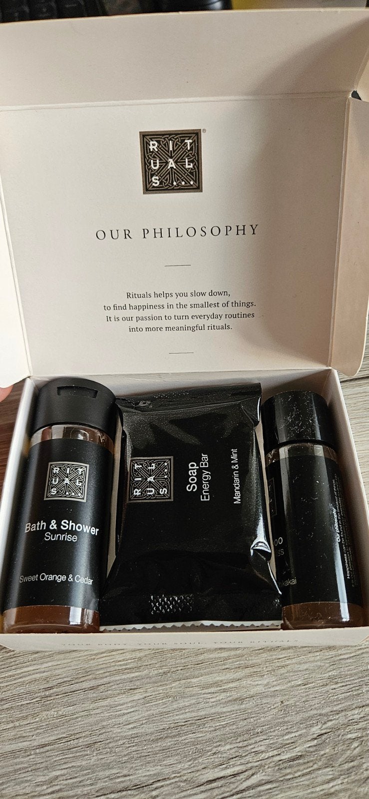 Rituals Mini Set: Bad & Douche, Zeep, Shampoo - Nieuw, Sieraden, Tassen en Uiterlijk, Uiterlijk | Lichaamsverzorging, Ophalen of Verzenden