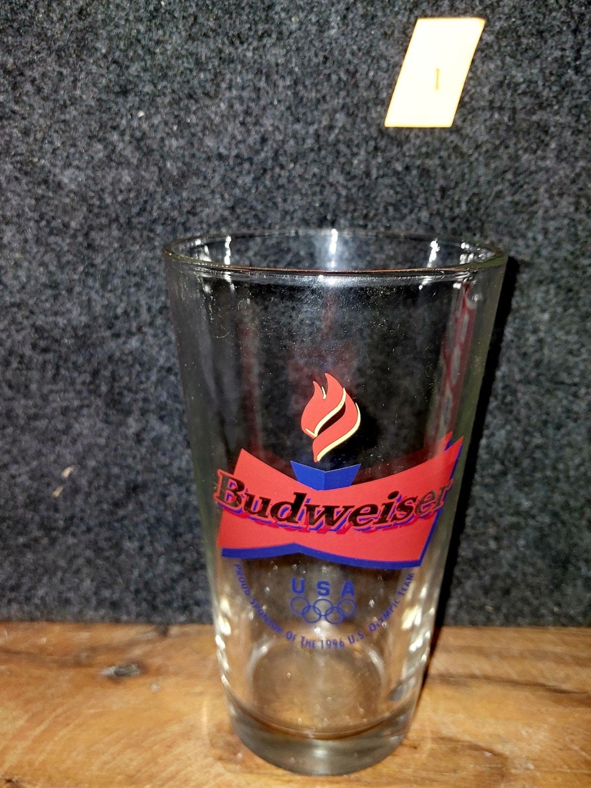 Budweiser Olympische Spelen Glas en Fles Speciale Uitgave, Ophalen of Verzenden, Zo goed als nieuw