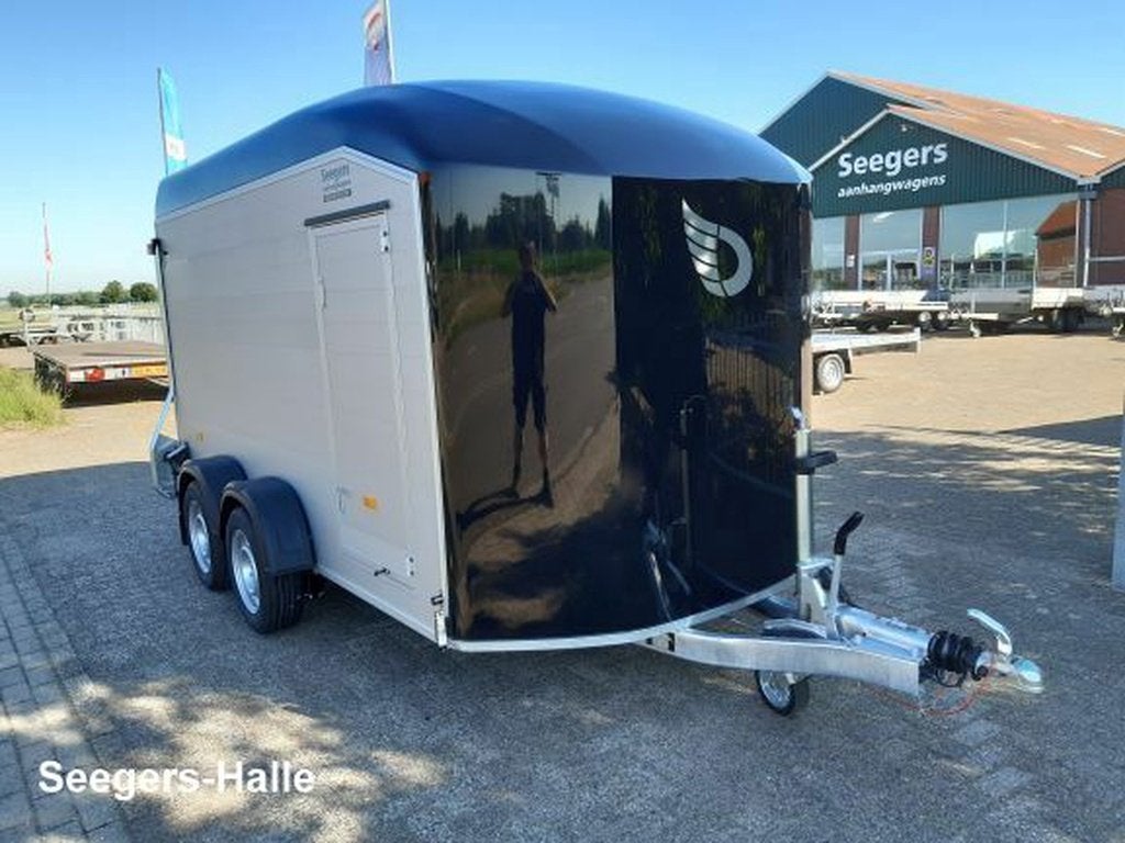 Debon Roadster 700 gesloten aanhangwagen, Nieuw