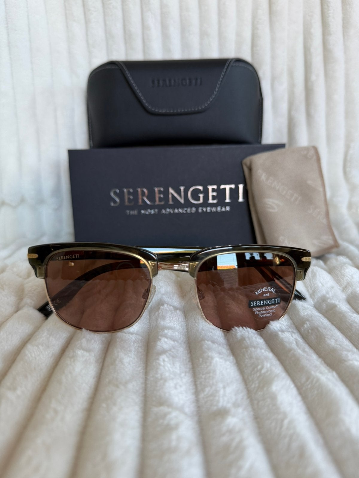 Serengeti Chadwick SS562004  garantie en btw-factuur, Sieraden, Tassen en Uiterlijk, Zonnebril, Verzenden, Nieuw, Nvt
