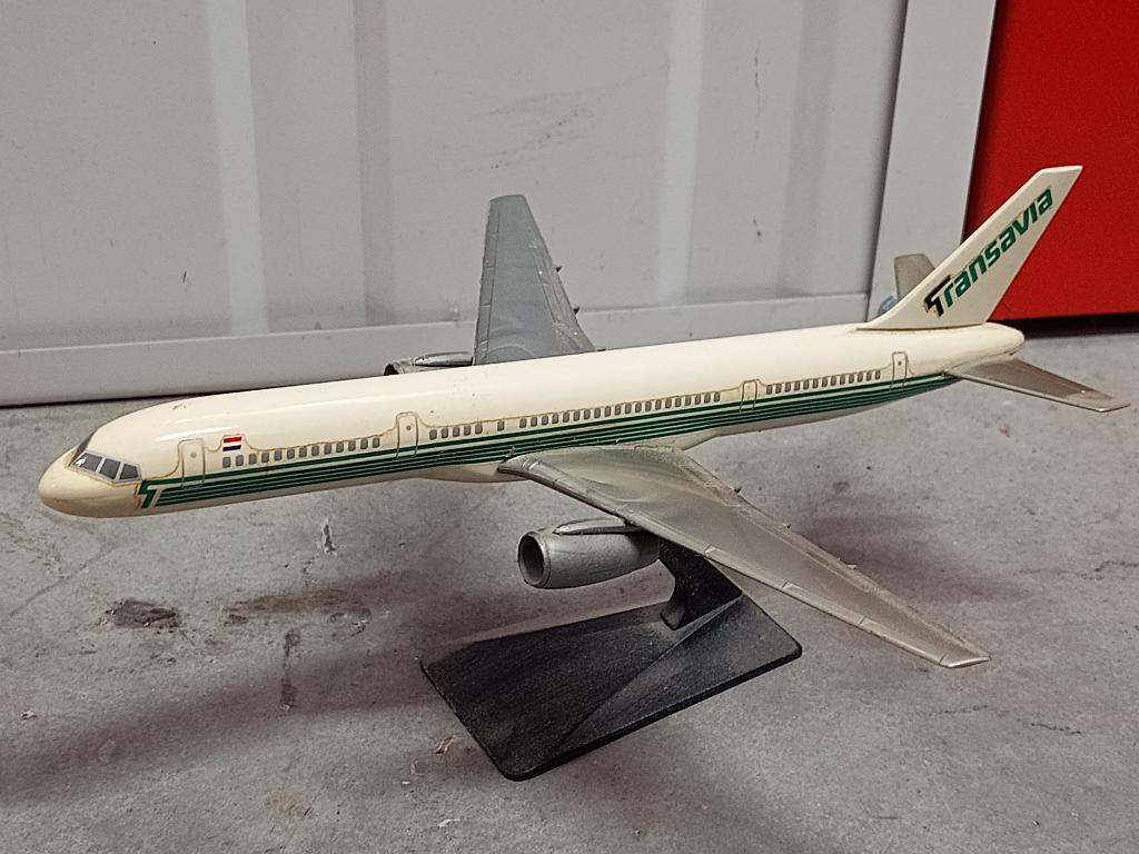 Transavia Boeing 757 schaalmodel, Ophalen of Verzenden, Zo goed als nieuw, Schaalmodel