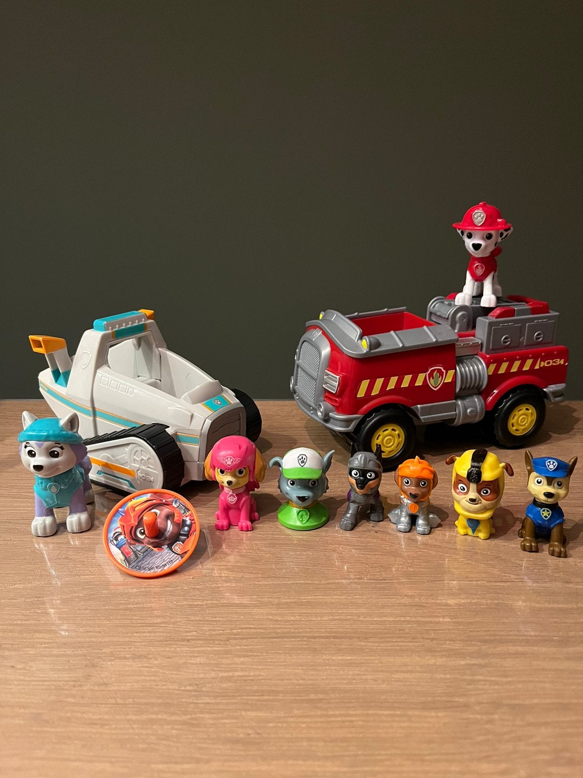 Gave set Paw patrol auto’s en poppetjes, Ophalen of Verzenden