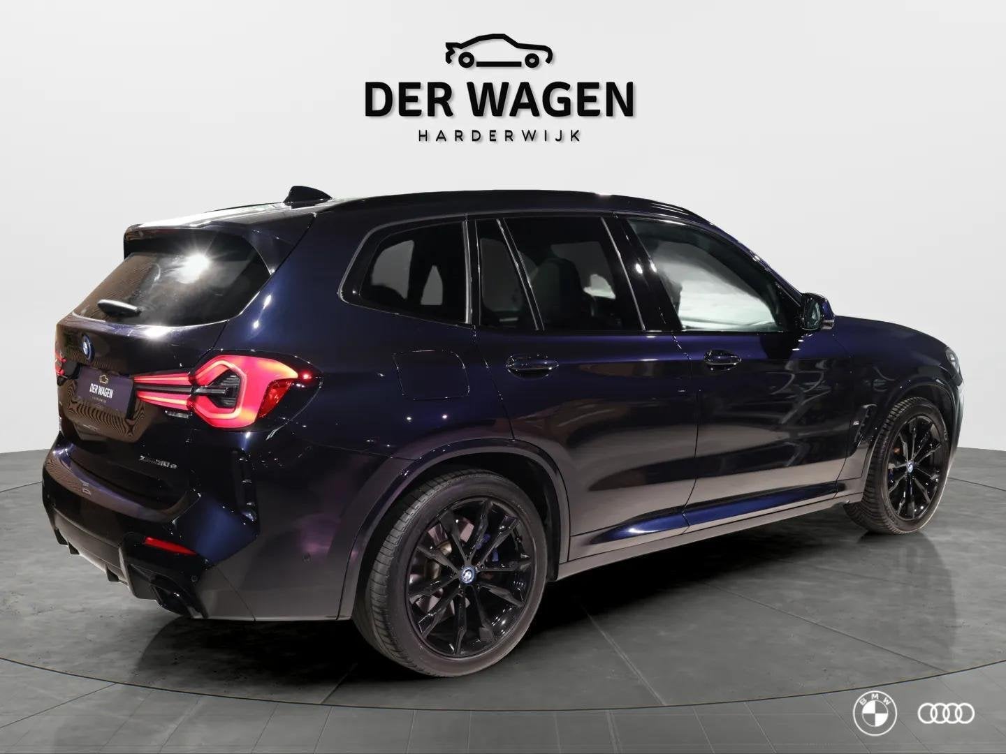 BMW X3 xDr30e M SPORT / M STOEL / PANODAK / MEMORY / HARMANK, Automaat, 1998 cc, Automatische klimaatregeling, Zwart
