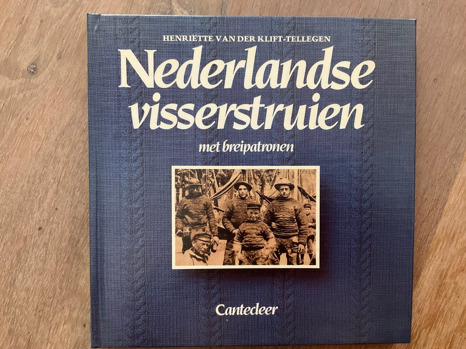 Nederlandse visserstruien met breipatronen, Ophalen of Verzenden, Gelezen, Breien en Haken