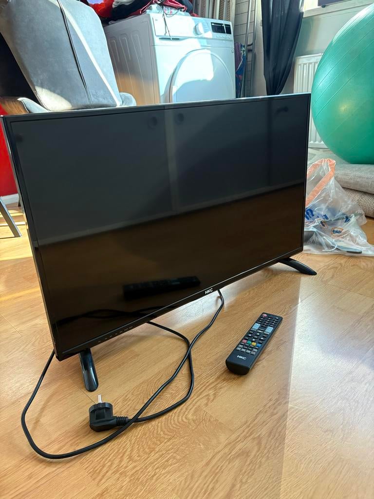 HKC 32 inch LED TV - Zo goed als nieuw, Audio, Tv en Foto, Televisies, Zo goed als nieuw, LED, 80 tot 100 cm, Overige merken, Ophalen of Verzenden