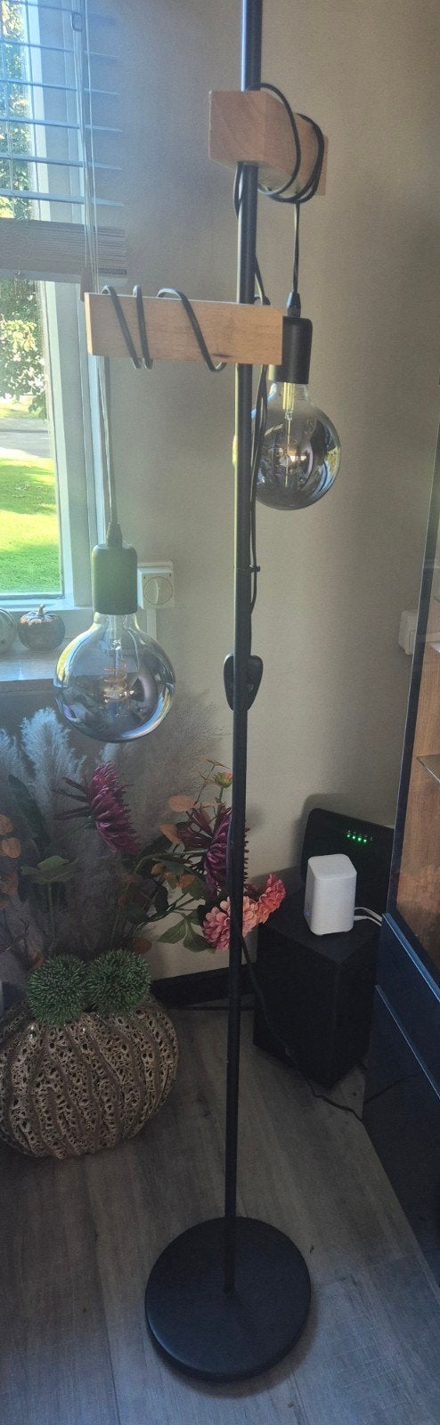 staande lamp 2 stuks, Ophalen, Zo goed als nieuw, 150 tot 200 cm