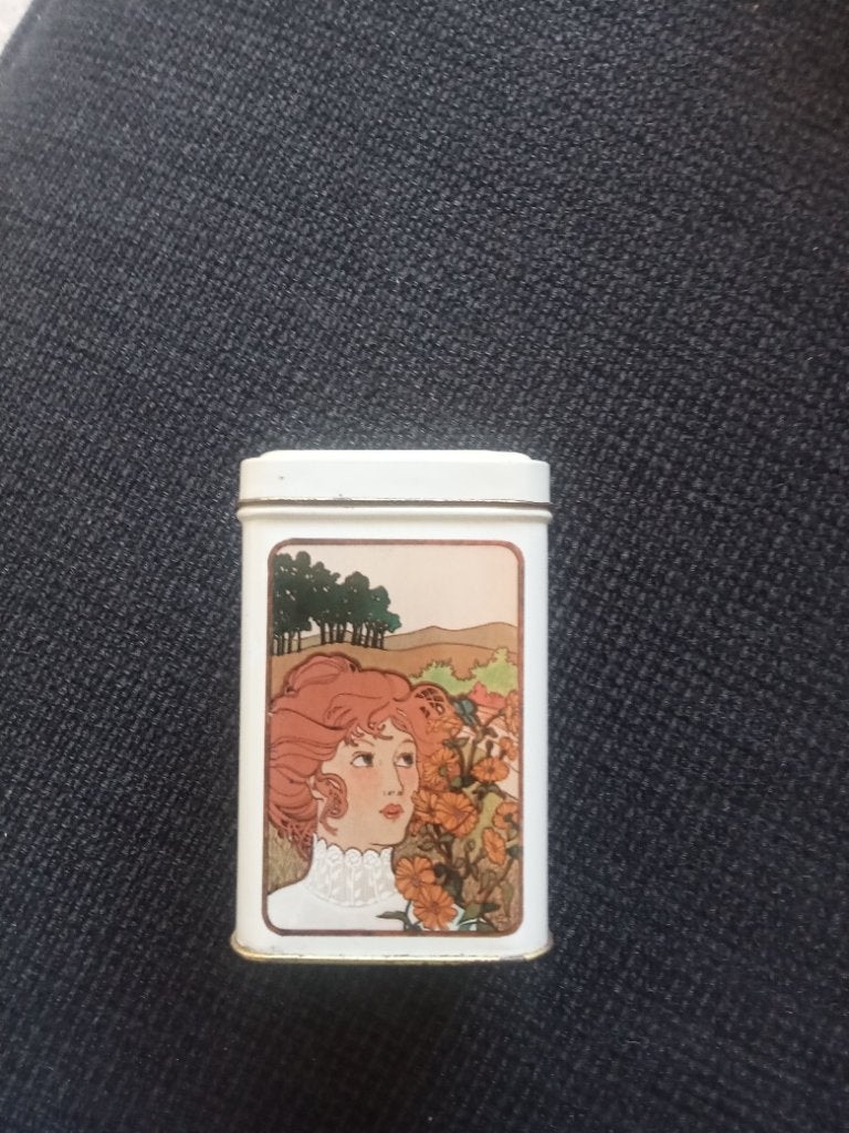 Jamin caramel staafjes blik art deco afbeelding van vrouw, Verzamelen, Ophalen of Verzenden, Gebruikt, Overige, Overige merken