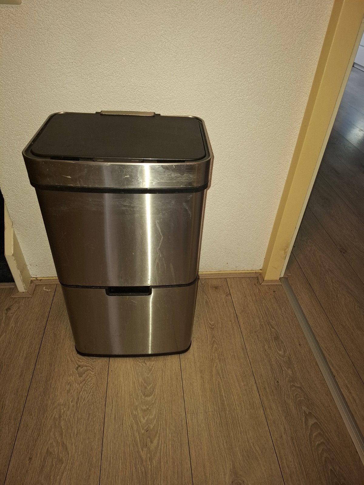 Prullenbak met sensor, 30 tot 40 liter, Ophalen, Gebruikt, Kunststof