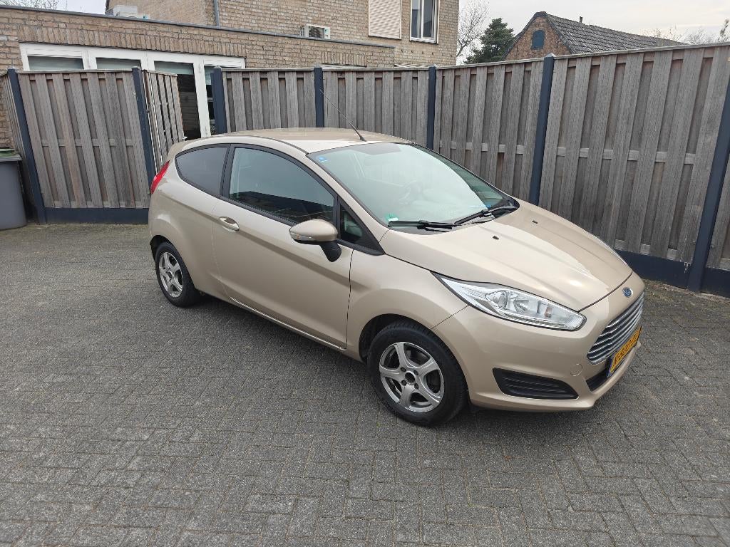 Ford Fiësta (2016), 1.25L, 3 deurs, 94.xxx km, Auto's, Ford, Particulier, Fiësta, ABS, Airbags, Airconditioning, Centrale vergrendeling