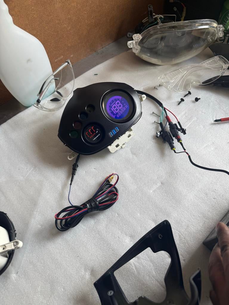 Piaggio Zip Digitale Teller met Toeren-, Temp- & Accu-meter, Fietsen en Brommers, Brommeronderdelen | Scooters, Ophalen of Verzenden