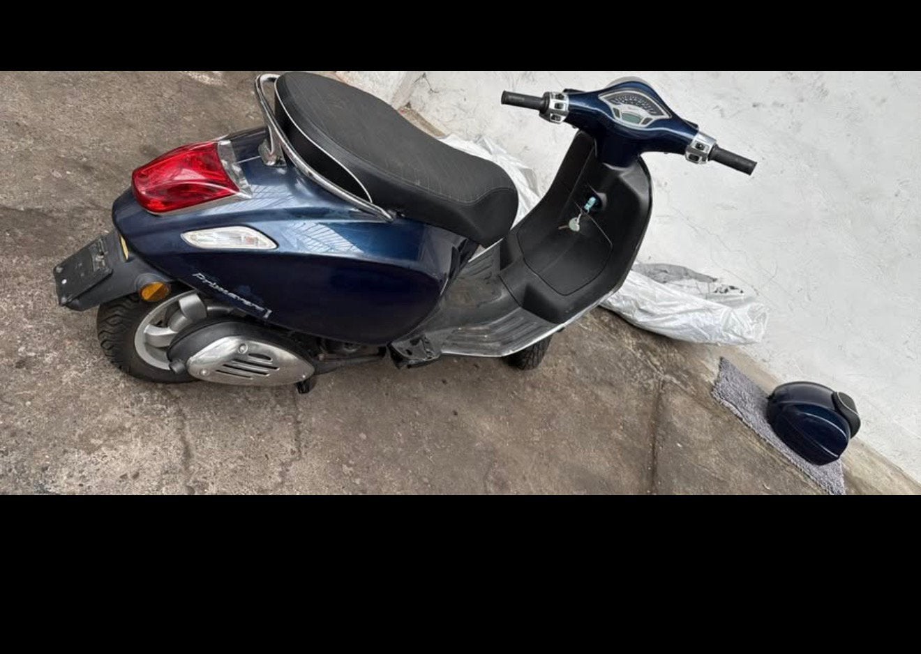 Vespa primavera 50 cc, Fietsen en Brommers, Ophalen of Verzenden, Zo goed als nieuw