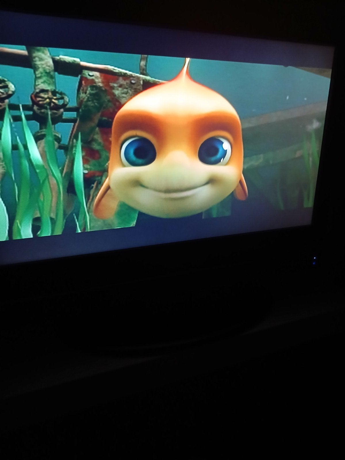 leuk klein tv tje met dvd speler plus 12 kinder dvd, Ophalen, Gebruikt, 50 Hz, Overige merken