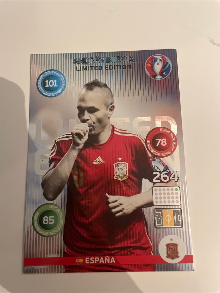 Iniesta XL (grotere kaart dan normaal) Ek 2016, Hobby en Vrije tijd, Stickers en Plaatjes, Ophalen of Verzenden, Zo goed als nieuw